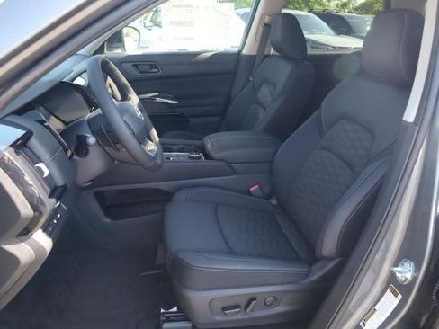 New 2026 Nissan Pathfinder SV AWD/4WD image 19