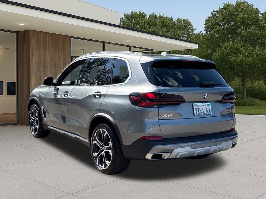 Used 2026 BMW X5 sDrive40i w/ Parking Assistance Package RWD image 11