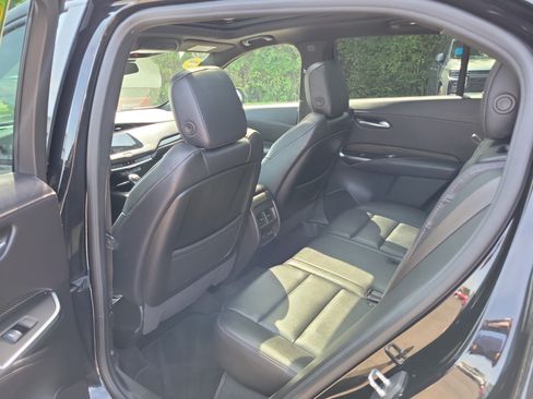 Used 2023 Cadillac XT4 Sport w/ Cold Weather Package AWD/4WD image 15