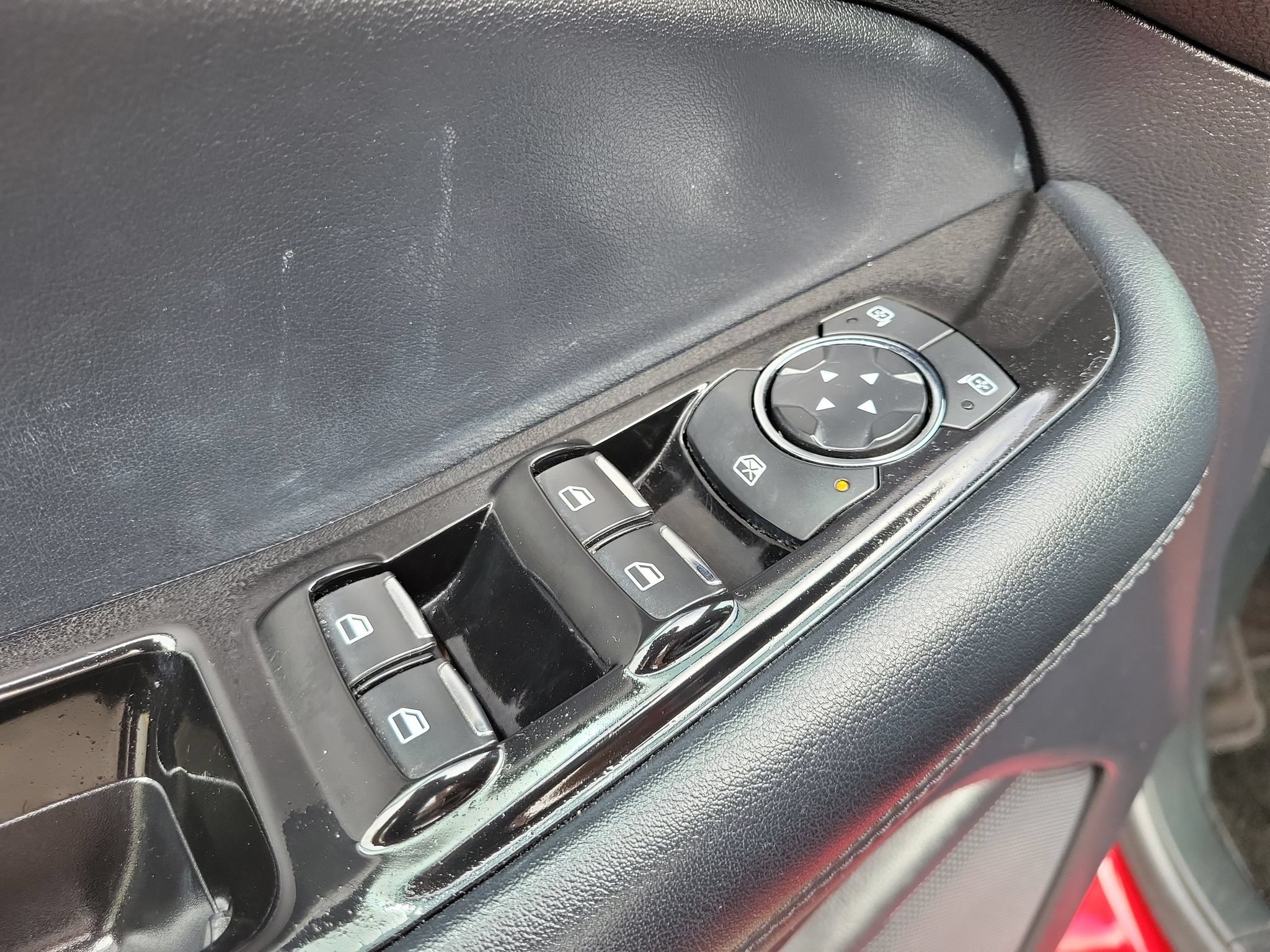 Used 2019 Ford Edge SEL w/ Equipment Group 201A AWD/4WD image 9
