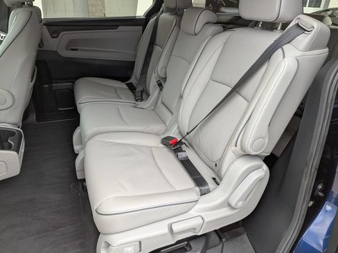 Used 2023 Honda Odyssey Elite image 45