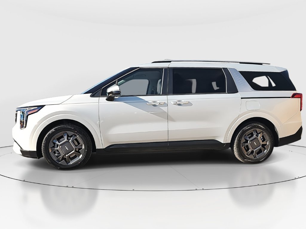 Used 2026 Kia Carnival EX FWD image 8