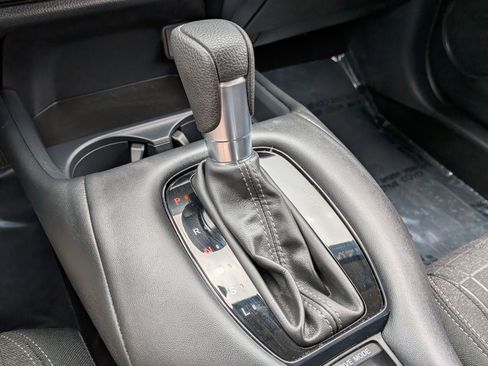 Used 2024 Honda HR-V LX image 20