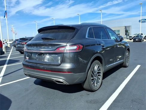 Used 2019 Lincoln Nautilus Reserve w/ Driver Assistance Package image 10