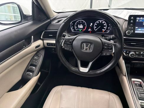 Used 2021 Honda Accord Touring image 24