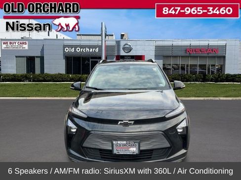 Used 2023 Chevrolet Bolt EUV LT w/ Convenience Package image 4