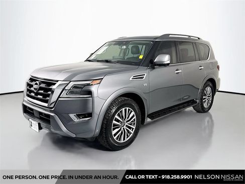 Used 2021 Nissan Armada SL w/ Captain's Chairs Package AWD/4WD image 1
