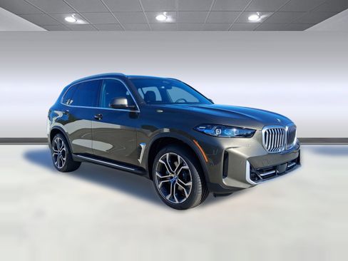 Used 2026 BMW X5 sDrive40i w/ Premium Package RWD image 7