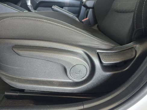 Used 2023 Kia Rio LX image 11