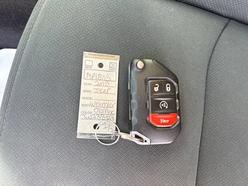 Used 2018 Jeep Wrangler Unlimited Sport S AWD/4WD image 29