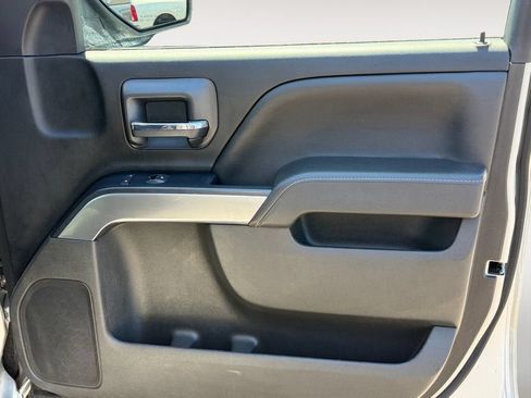 Used 2017 Chevrolet Silverado 1500 LT AWD/4WD image 25