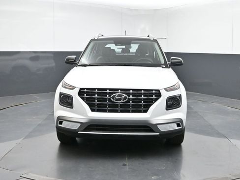 New 2026 Hyundai Venue SEL FWD image 8