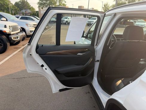 Used 2014 BMW X1 sDrive28i RWD image 15