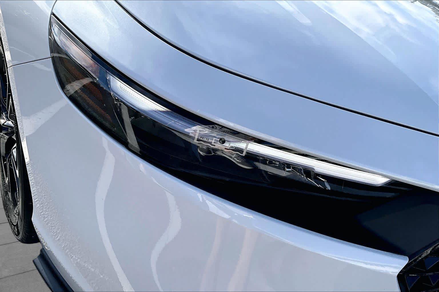 Certified 2025 Honda Accord SE image 61