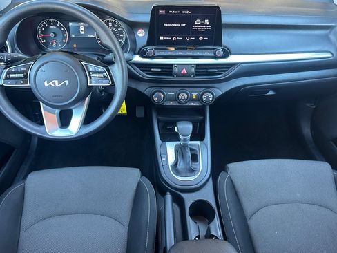 Used 2024 Kia Forte LXS FWD image 12