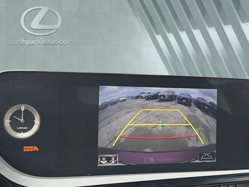 Certified 2022 Lexus ES 300h F Sport FWD image 20