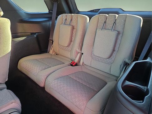 Used 2014 Ford Explorer XLT image 10
