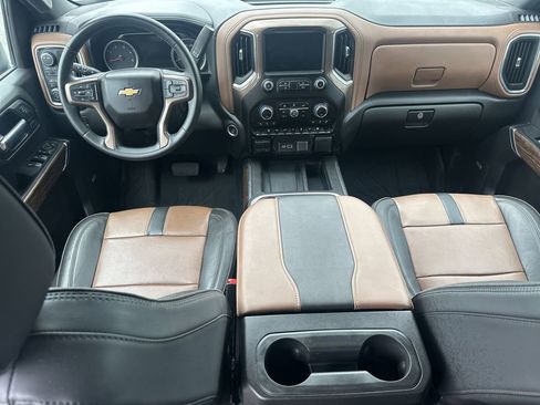Used 2023 Chevrolet Silverado 2500 High Country AWD/4WD image 23