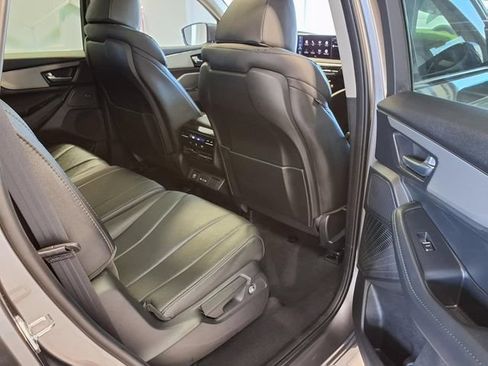 Used 2025 Acura MDX SH-AWD image 27