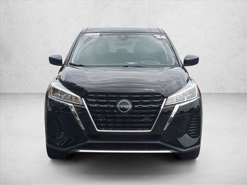 Used 2024 Nissan Kicks S FWD image 2