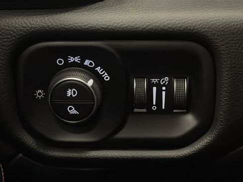 Used 2019 RAM 2500 Laramie AWD/4WD image 31