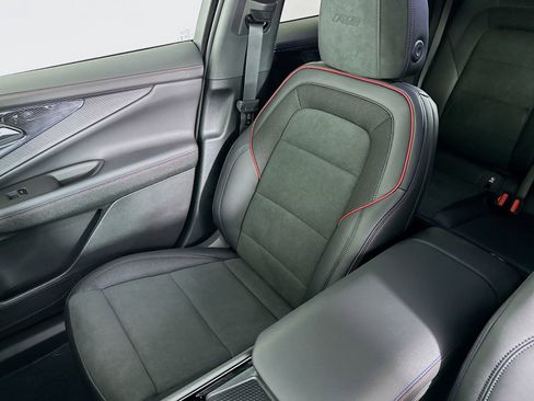 New 2026 Chevrolet Blazer EV RS image 23