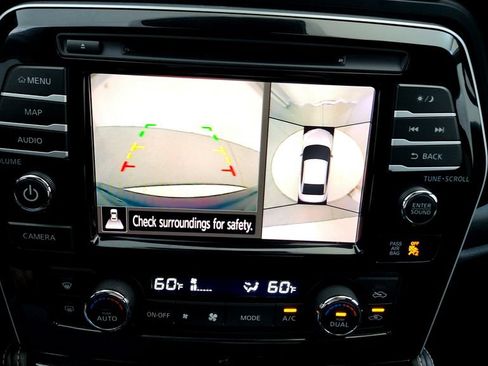 Used 2023 Nissan Maxima Platinum w/ Sport Mat Group FWD image 32