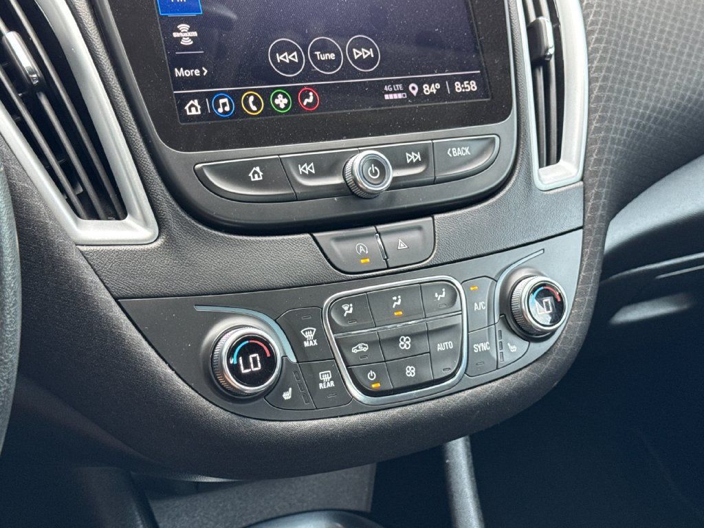 Used 2024 Chevrolet Malibu LT FWD image 21