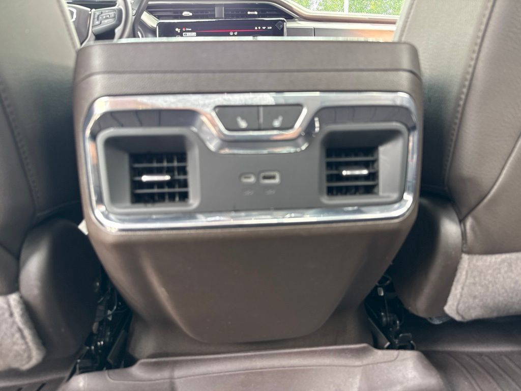 Used 2024 GMC Sierra 2500 Denali AWD/4WD image 61