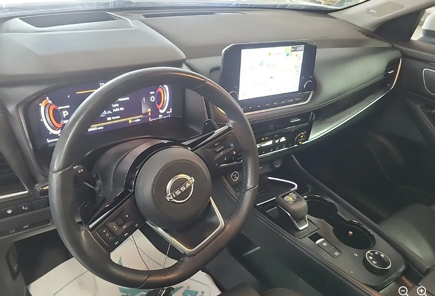 Used 2023 Nissan Rogue Platinum w/ Platinum Premium Package AWD/4WD image 9
