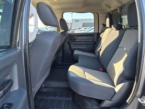 Used 2011 RAM 2500 ST w/ ST Popular Equipment Group AWD/4WD image 27