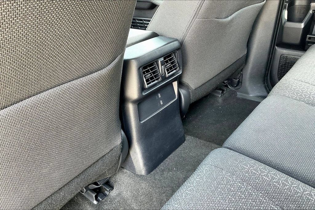 Used 2025 Toyota 4Runner SR5 AWD/4WD image 21