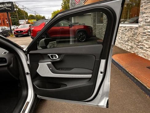 Used 2024 Polestar Polestar 2 AWD/4WD image 11
