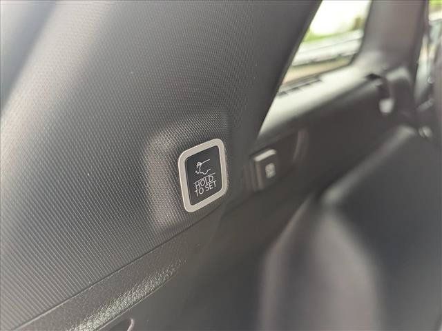 Used 2024 Jeep Grand Cherokee Altitude AWD/4WD image 22