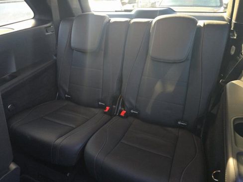 Used 2025 Mercedes-Benz GLS 450 4MATIC image 8