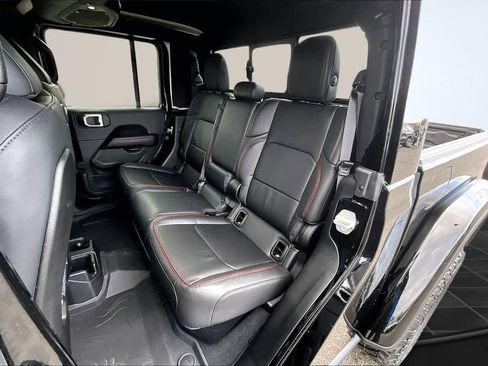 New 2026 Jeep Gladiator Rubicon AWD/4WD image 13