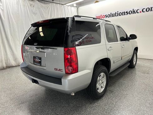 Used 2011 GMC Yukon SLE image 7