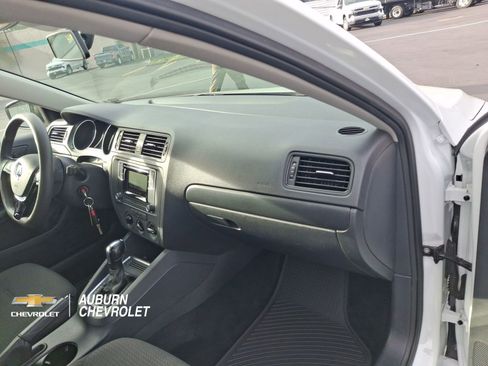 Used 2016 Volkswagen Jetta S FWD image 23