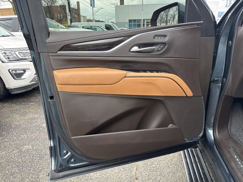 Used 2021 Cadillac Escalade Sport w/ Driver Assist Tech Package image 13