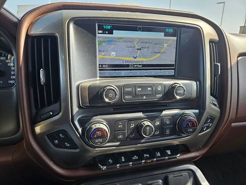 Used 2019 Chevrolet Silverado 2500 High Country w/ Duramax Plus Package AWD/4WD image 11