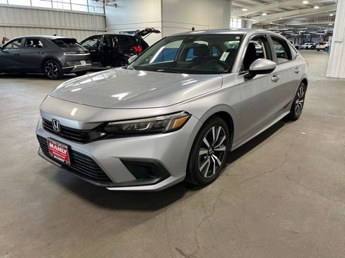 Used 2023 Honda Civic EX image 7