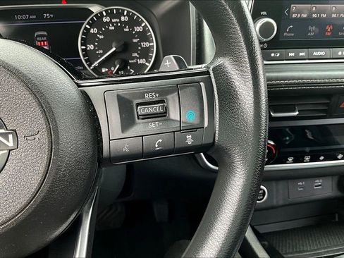 Certified 2023 Nissan Rogue SV AWD/4WD image 12