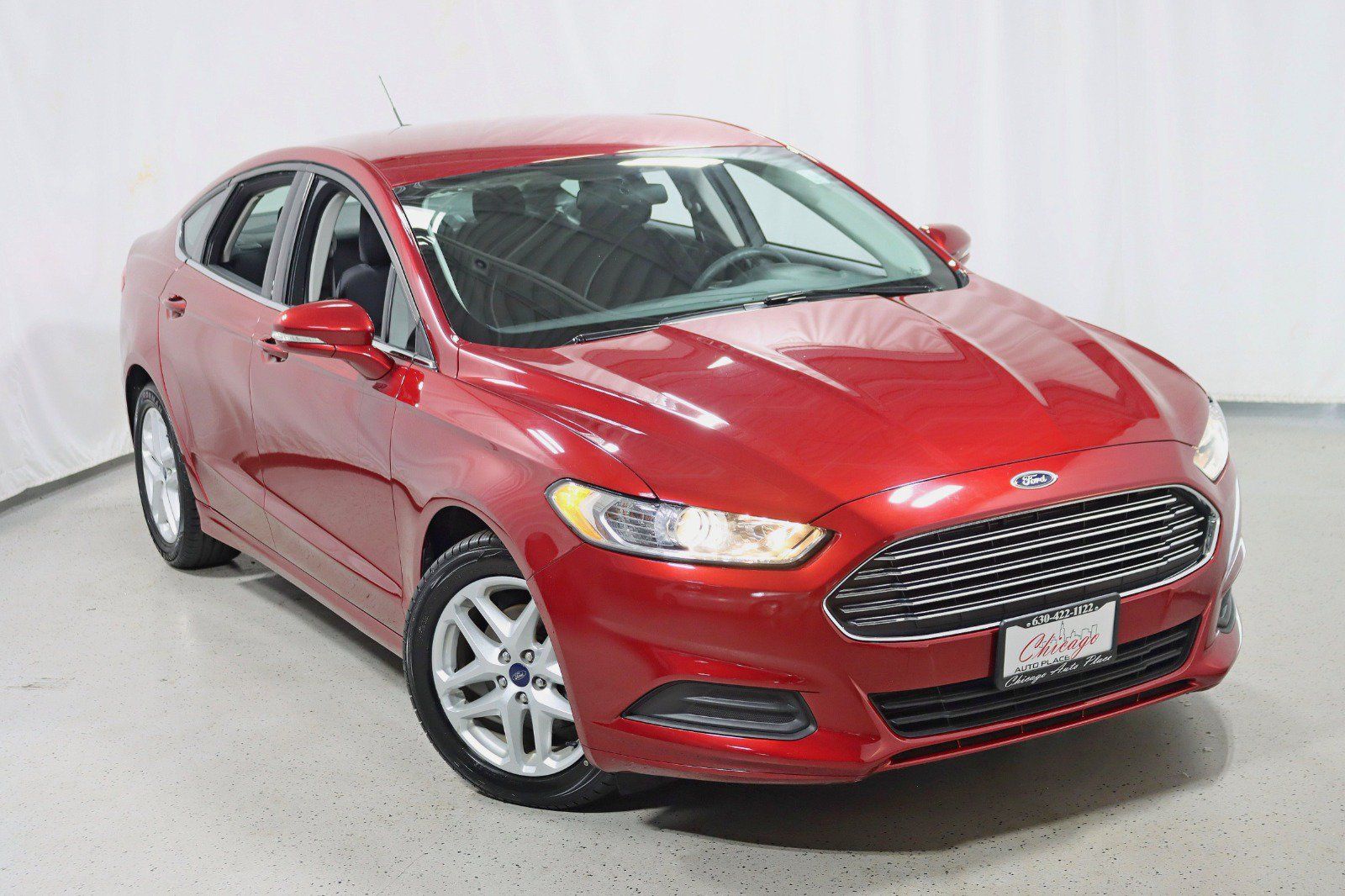 Used 2016 Ford Fusion SE FWD image 6