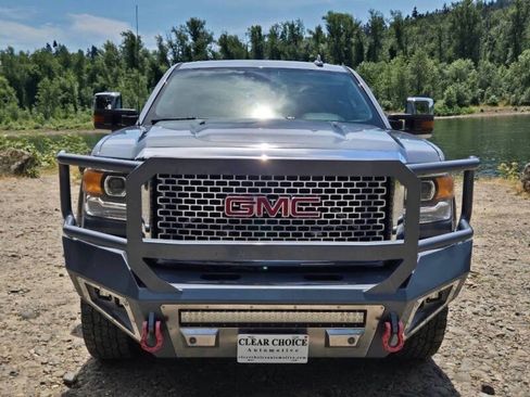 Used 2016 GMC Sierra 2500 Denali w/ Duramax Plus Package AWD/4WD image 11