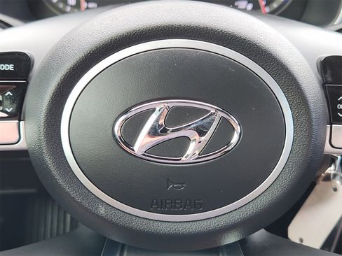 Used 2024 Hyundai Santa Cruz SE image 37