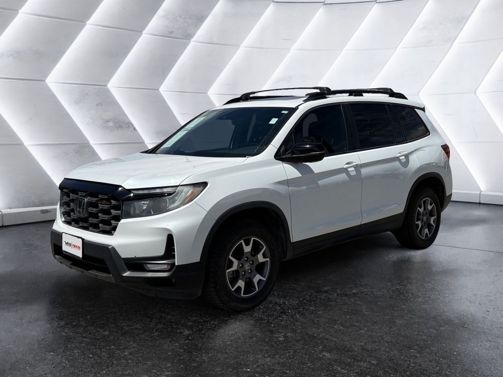 Used 2022 Honda Passport TrailSport image 3