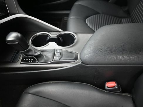 Used 2023 Toyota Camry SE image 20