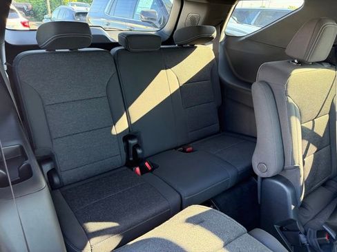 New 2026 Chevrolet Traverse LT w/ Driver Confidence Package FWD image 13