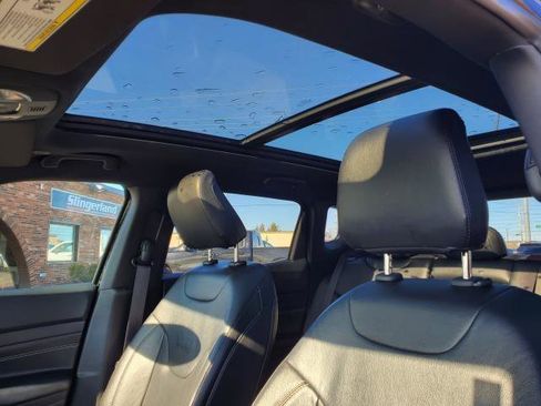 Used 2022 Jeep Compass High Altitude image 7