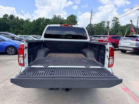 Used 2017 Nissan Frontier SV AWD/4WD image 8